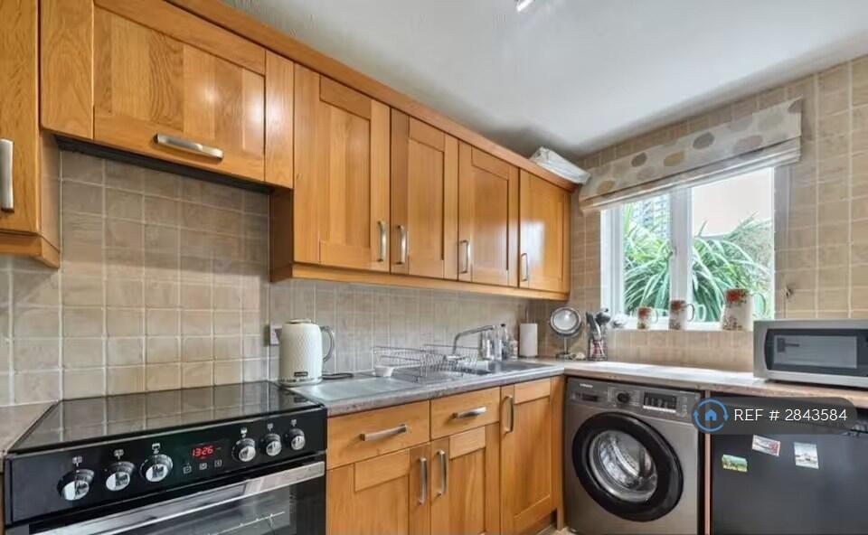 3 bedroom detached house for rent
