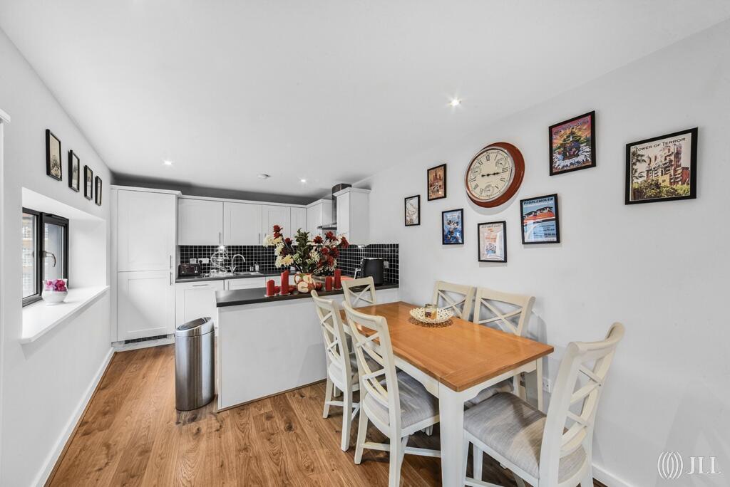 Hallings Wharf Studios, Channelsea Road, London, E15 - View 5
