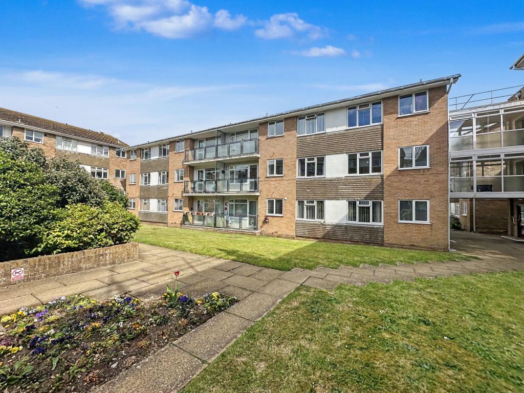 Westbrook, Lustrells Vale, Saltdean, BN2 8EZ - View 3