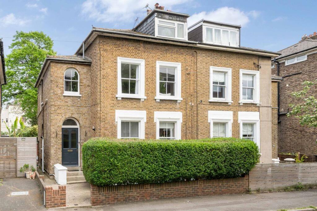 Main image of property: King Charles Road, Surbiton, KT5