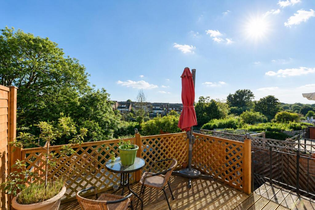 House in Fareham, West End - View 4