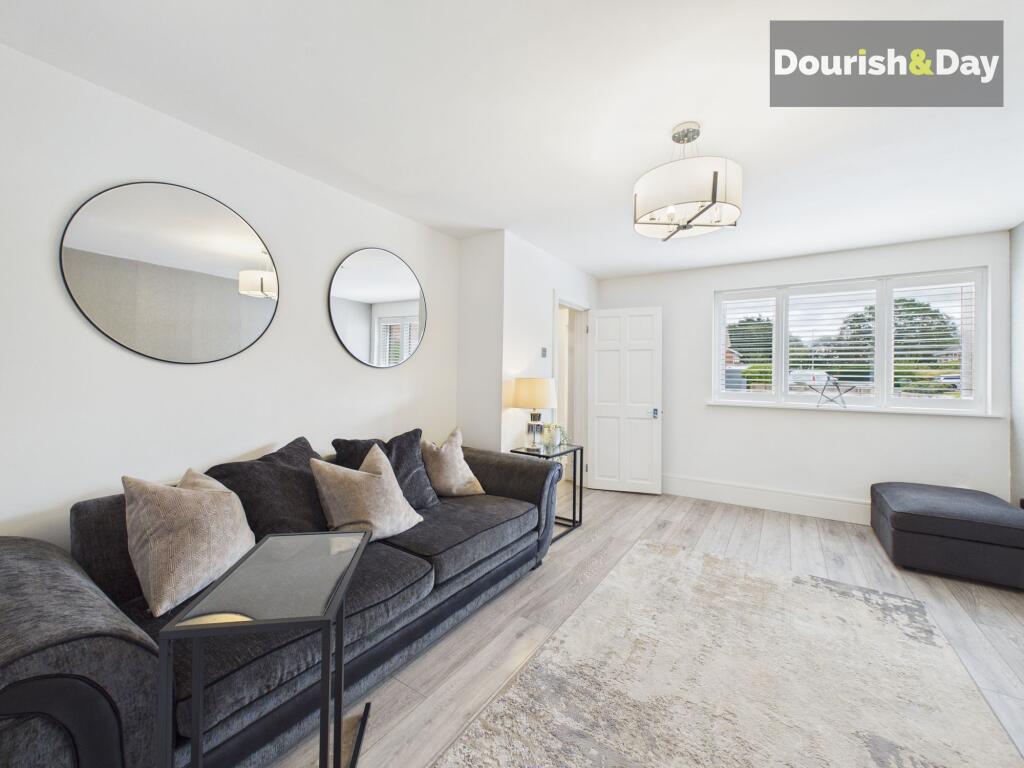 House in Stoke-on-Trent - More