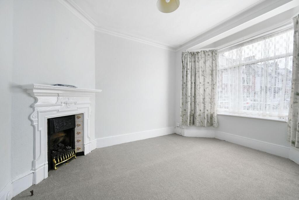 House in Brighton - View 2