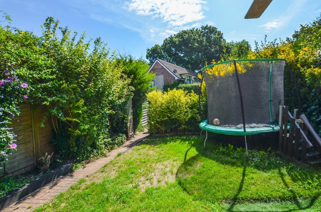 House in Wealden, Hailsham - View 3
