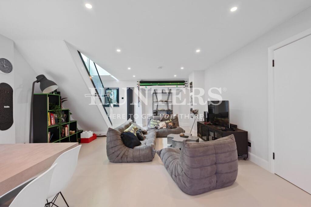 Main image of property: Defoe Road, London, N16