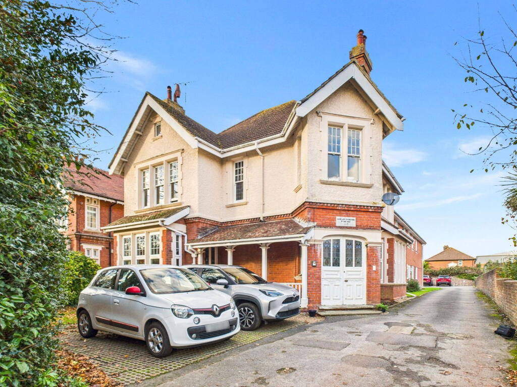 Main image of property: Loxley Gardens, Bulkington Avenue, BN14 7JB