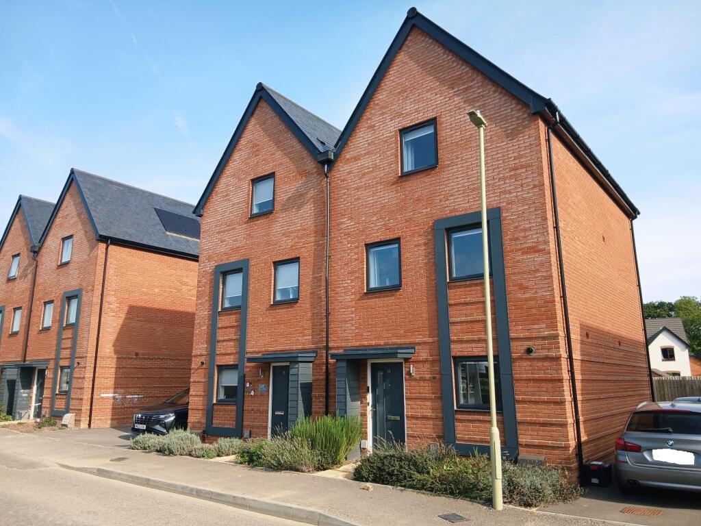 Main image of property: Beaulieu Road, Curbridge, Hampshire