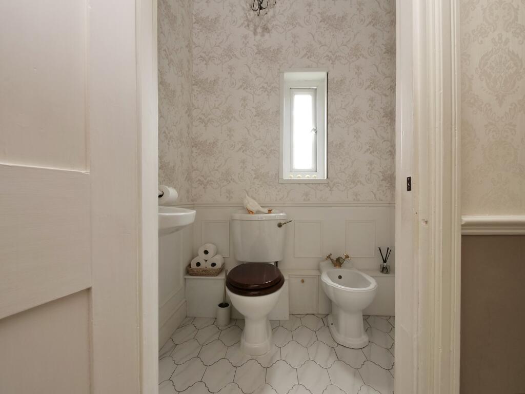 Additional image 13 of Red House, High Street, Templecombe