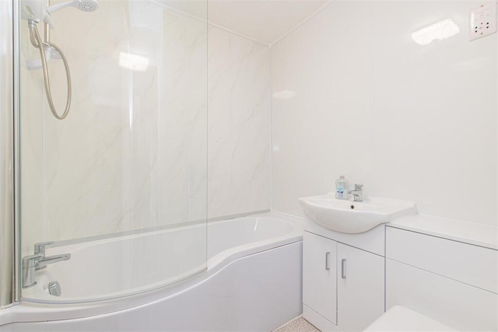 Apartment in Harborough, Market Harborough - View 4