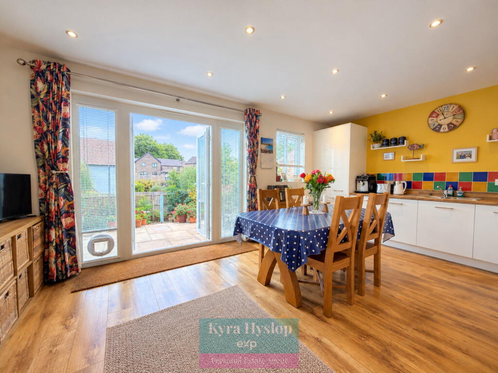 House in Exeter, Broadclyst - View 2