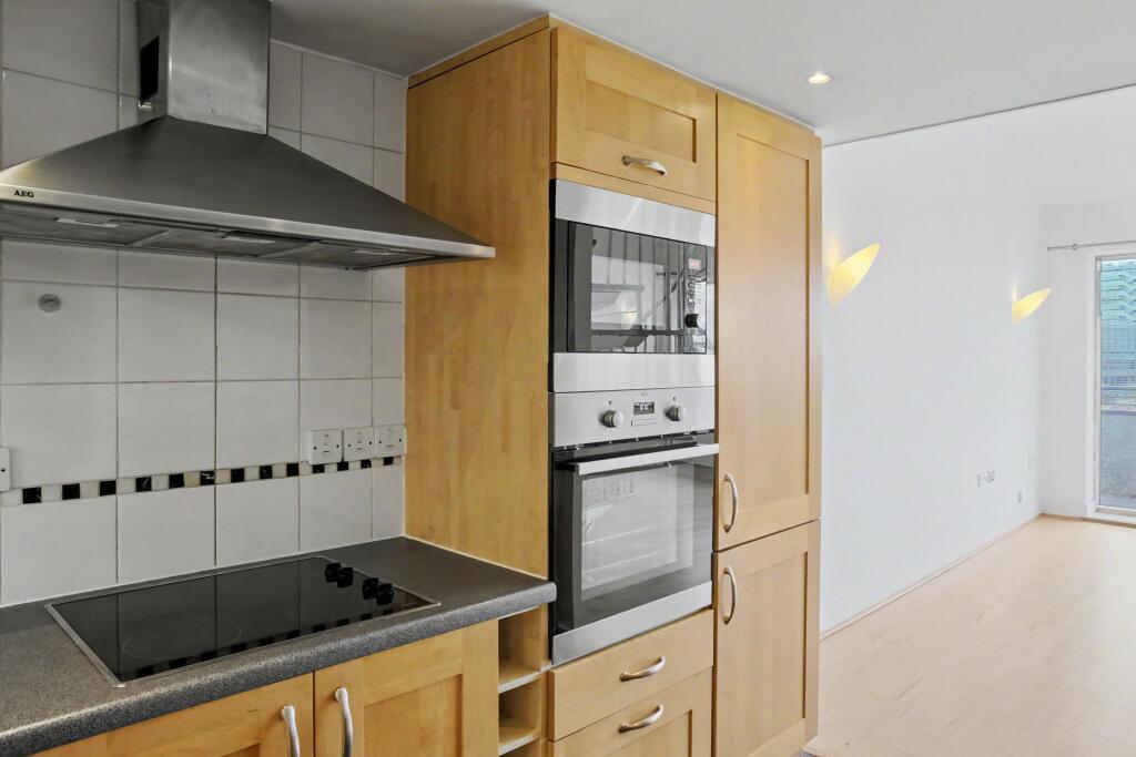 Apartment in London - View 3