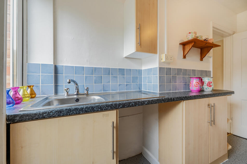 House in Taunton - View 5