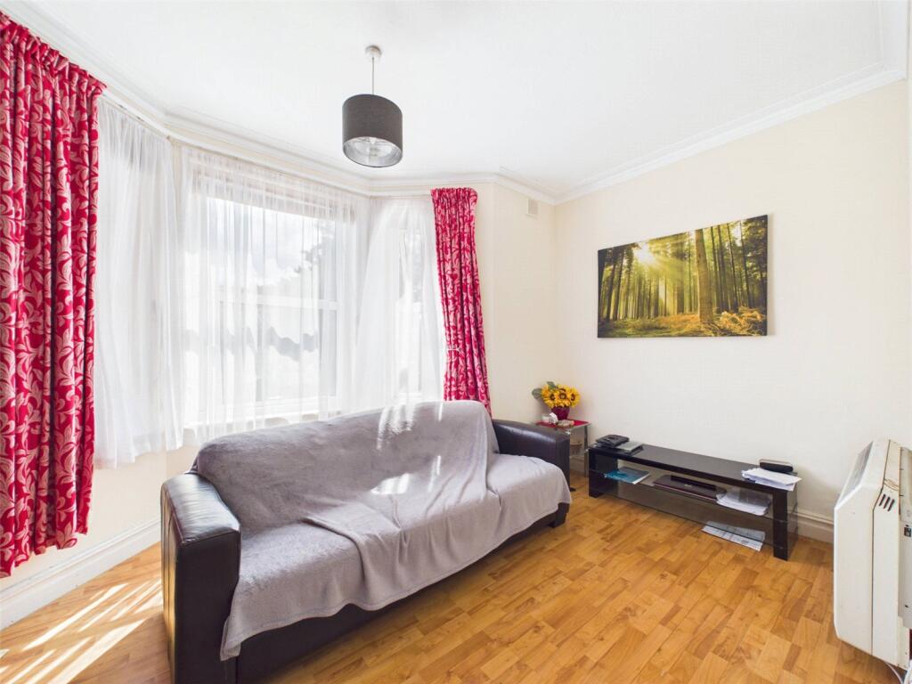 Apartment in Bournemouth - View 4