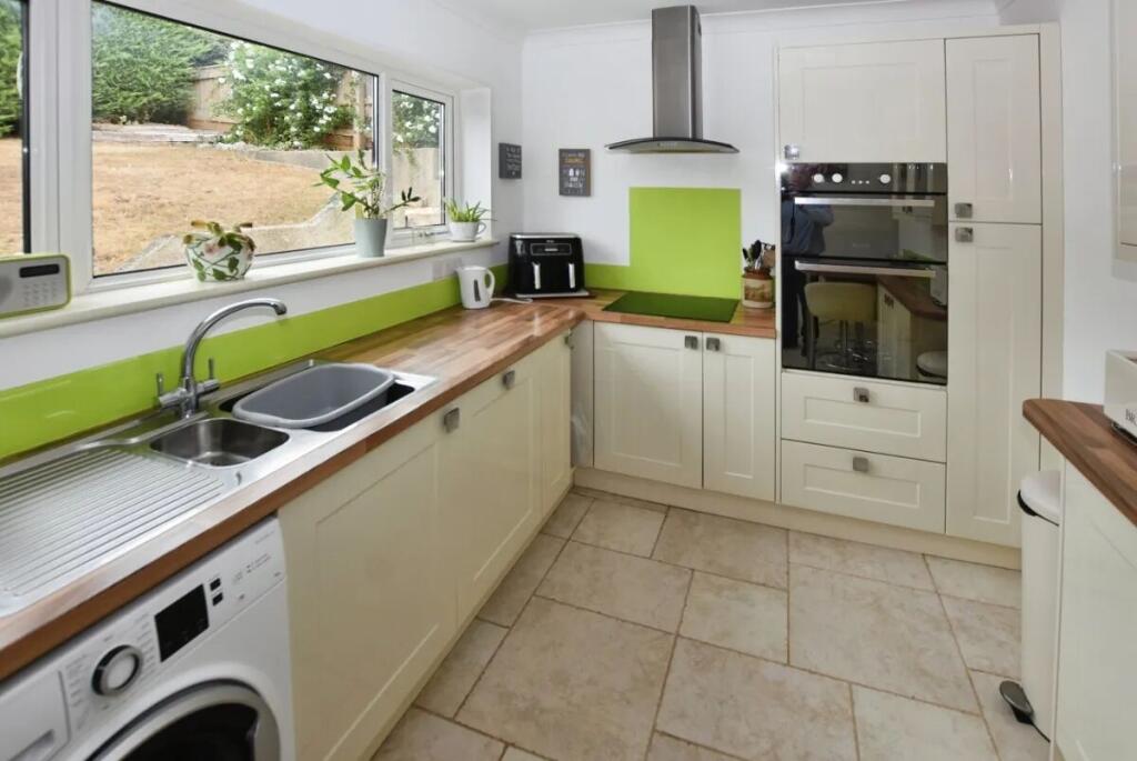 House in Teignbridge, Abbotskerswell - View 4