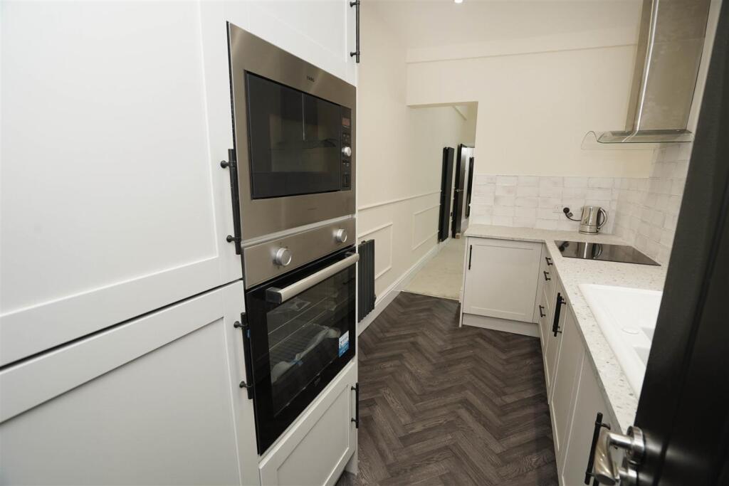 Ivy Rd, Smithills - View 3