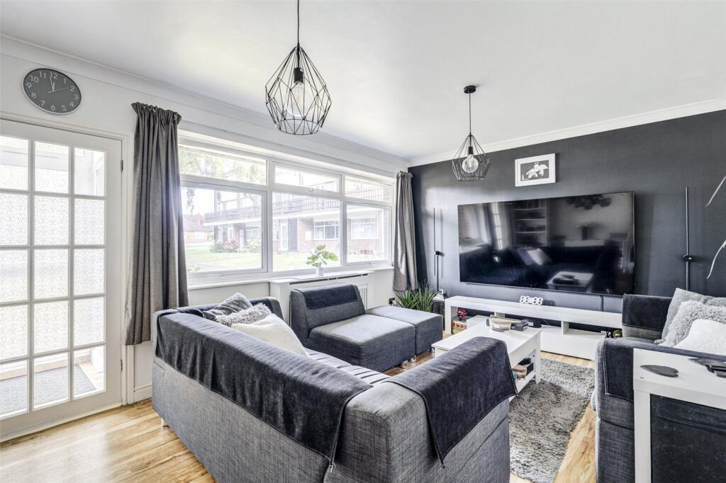Apartment in Worthing, Durrington - View 3