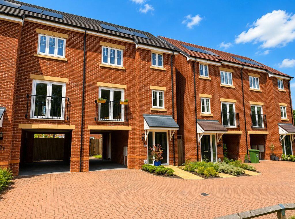 4-bed semi-detached on Turnstone Way, Norton Canes, WS11 9BH, £270,000