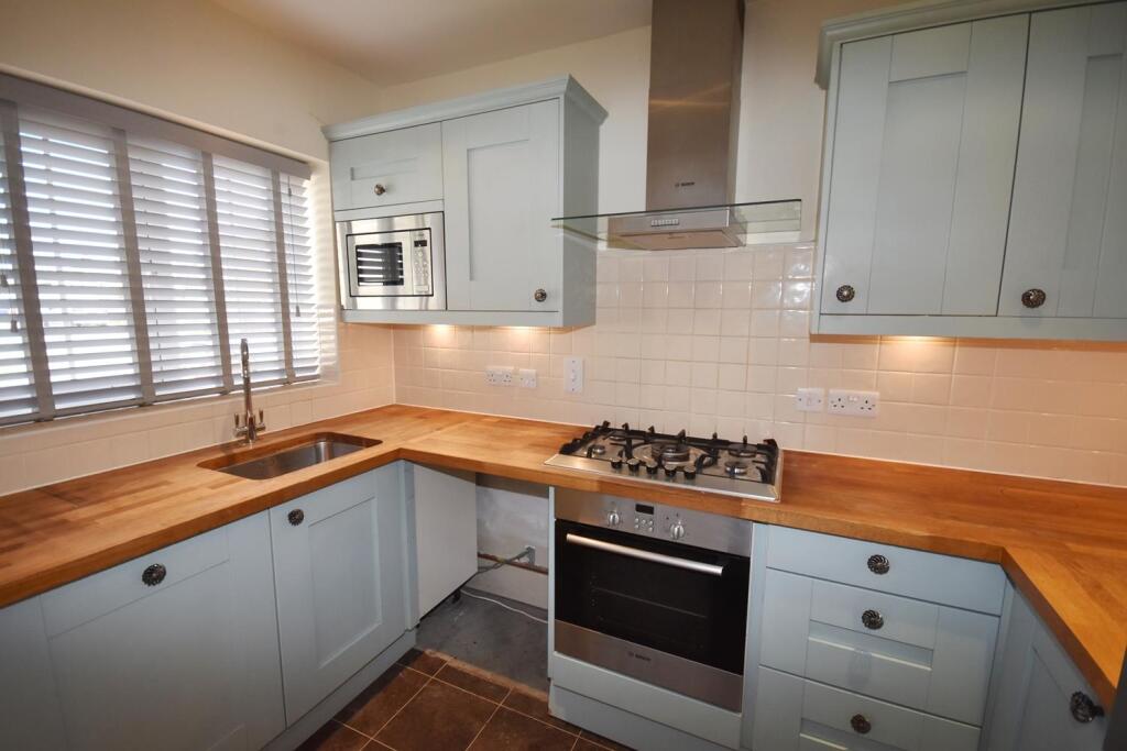 House in Portsmouth - More