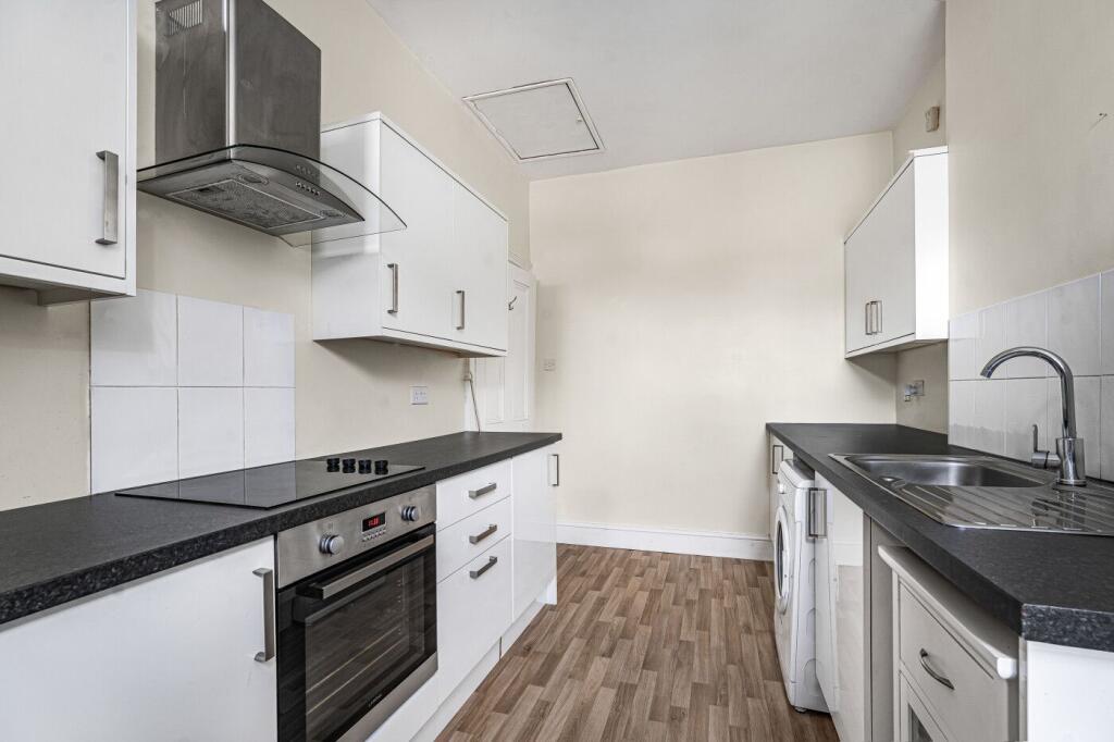 Apartment in Torquay - View 5