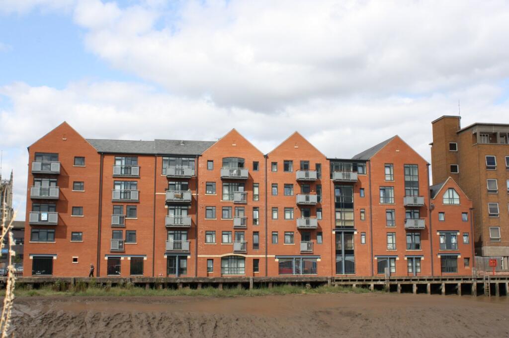 Main image of property: Trinity Wharf, Hull, HU1