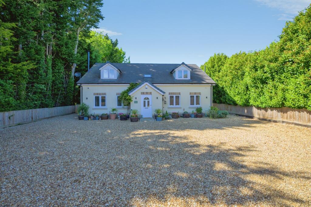 Main image of property: Gull Road, Guyhirn, WISBECH