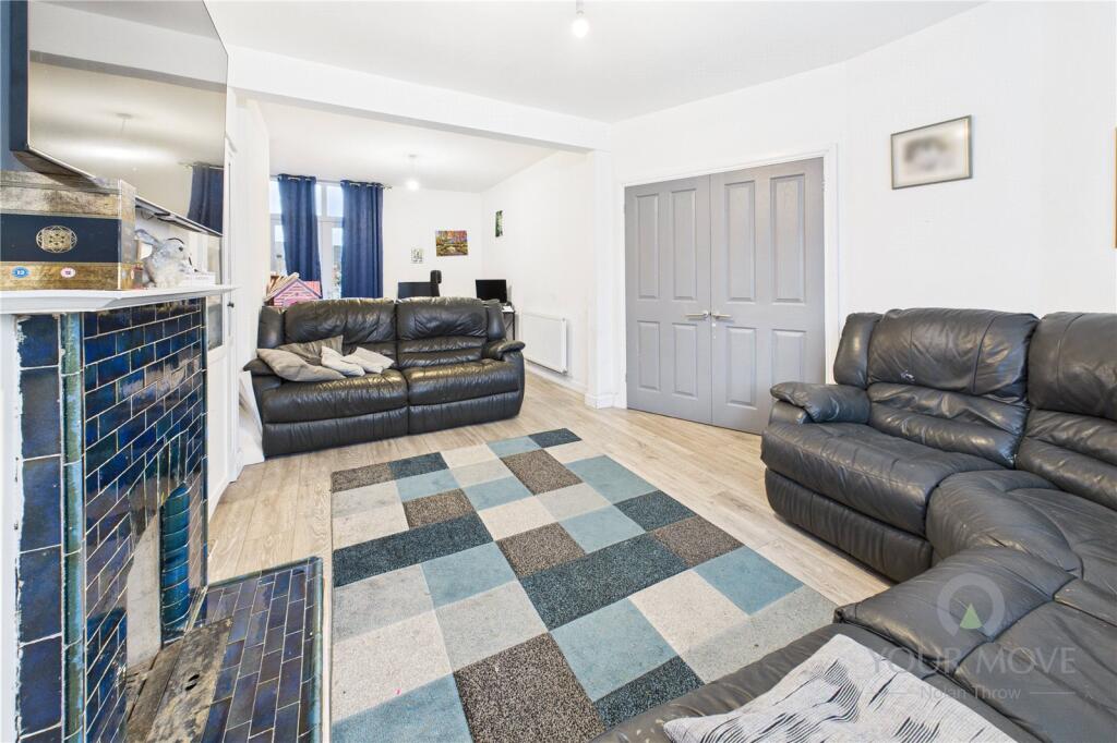House in Northampton, West Northamptonshire - More