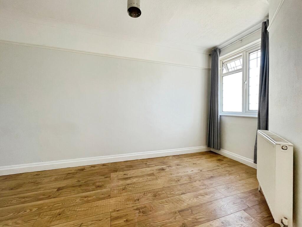 House in Watford - View 5