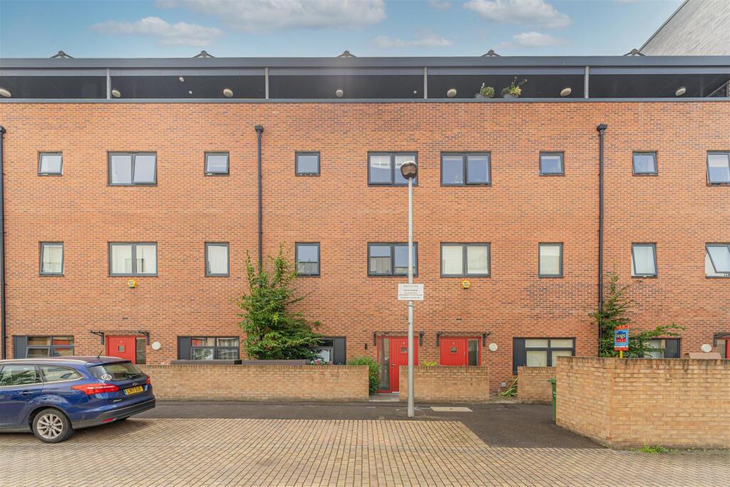 Main image of property: Beaumans Drive, London