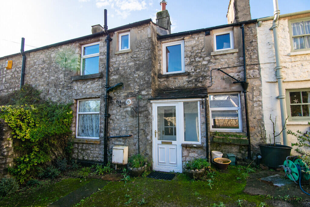 3-bed house on 1 Hemplands, Main Street, Warton, LA5 9PJ, £180,000