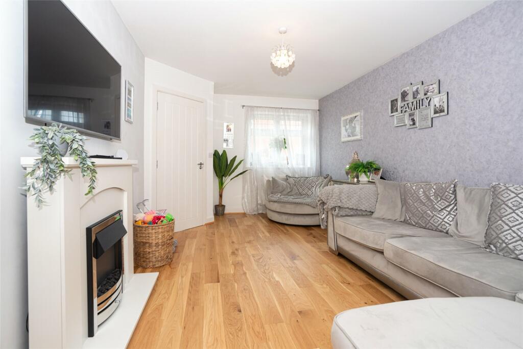 Gwel Y Llan, Caernarfon, Gwynedd, LL55 photo 2