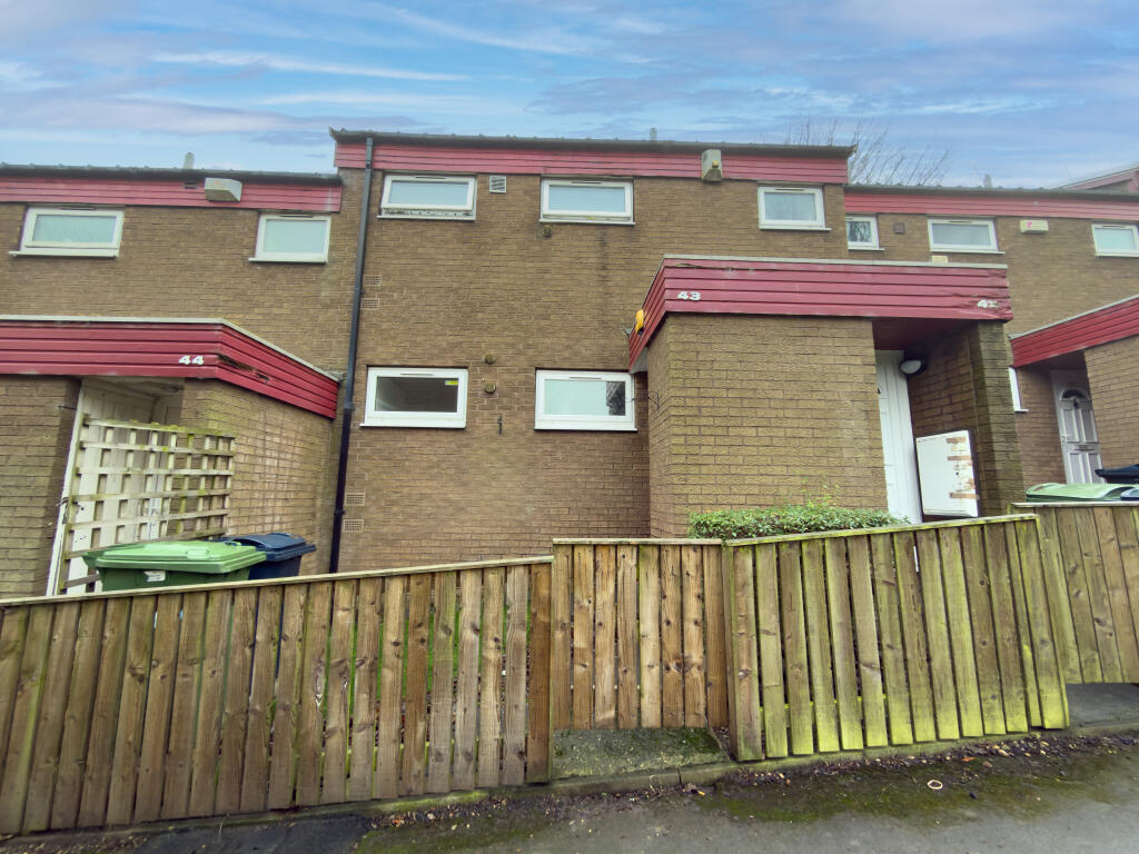 Main image of property: 43 Stainton Drive, Gateshead NE10 9QU