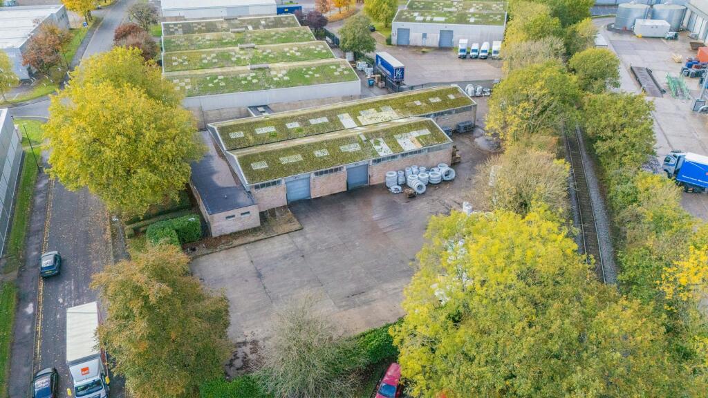 Unit-2-Beeches-Industrial-Estate-Yate-13-_2000.jpg