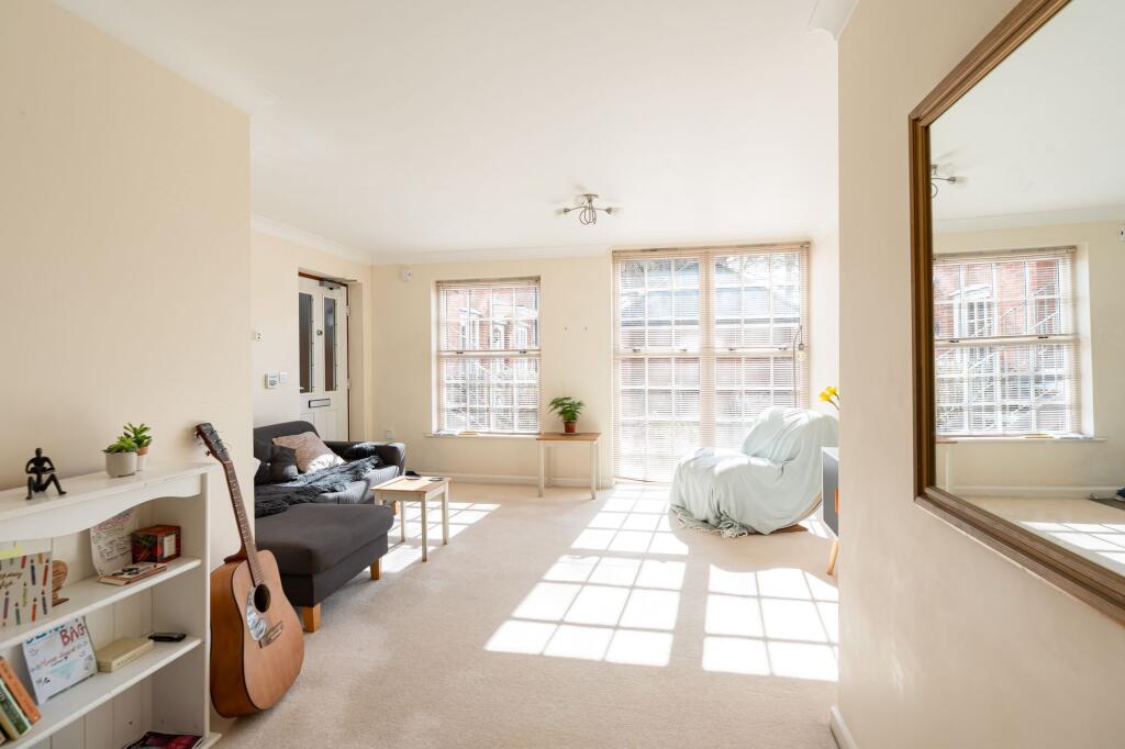 Main image of property: Apartment 39, Margaret Road, Wooldridge Court, Headington, OX3 8SE