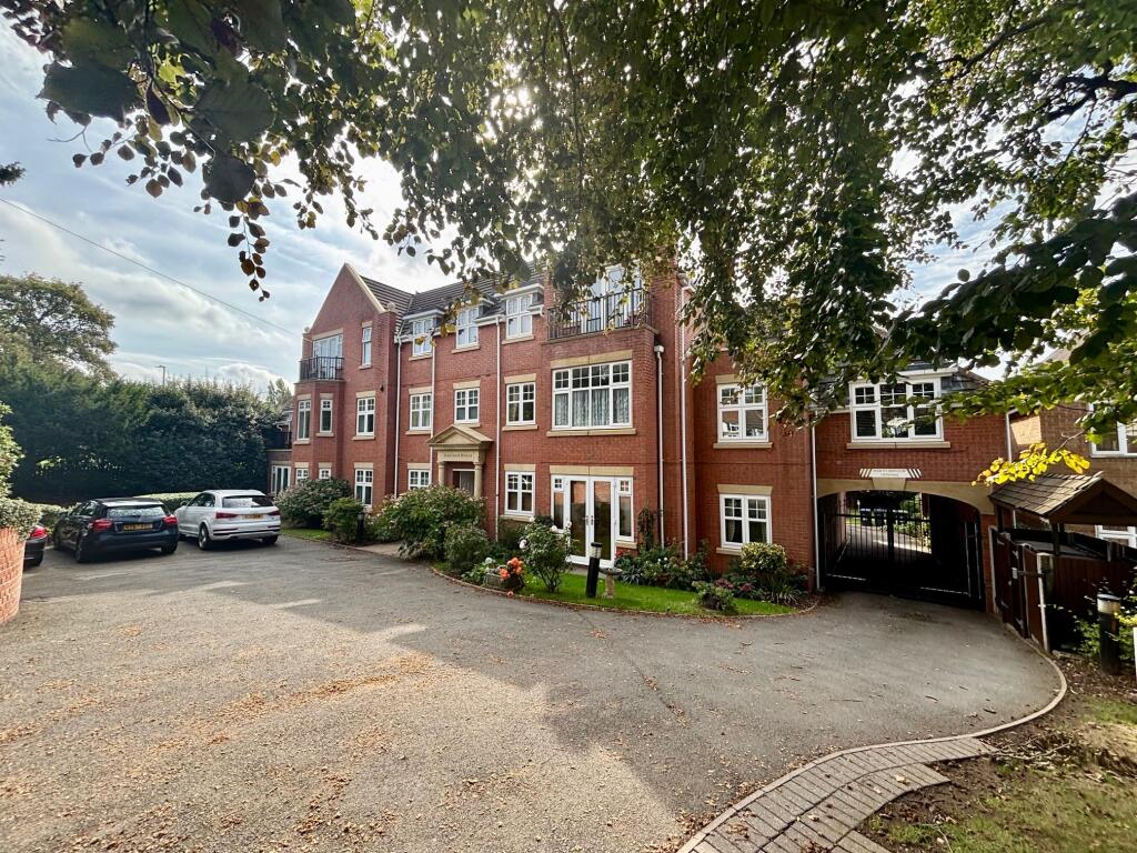 Main image of property: Lichfield Road, Sutton Coldfield, B74 4DJ