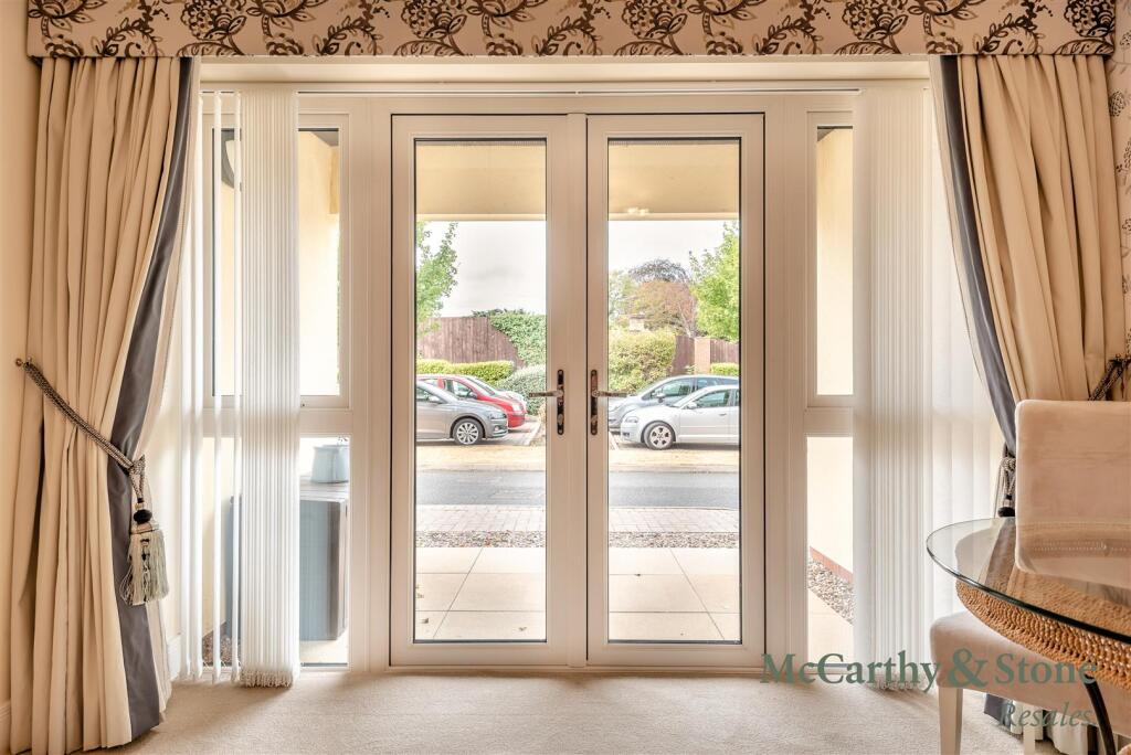 Apartment in Worcester, Barbourne - View 2