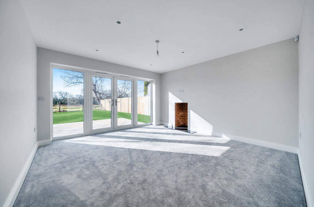 House in Britford, Petersfinger, Clarendon Park - View 4