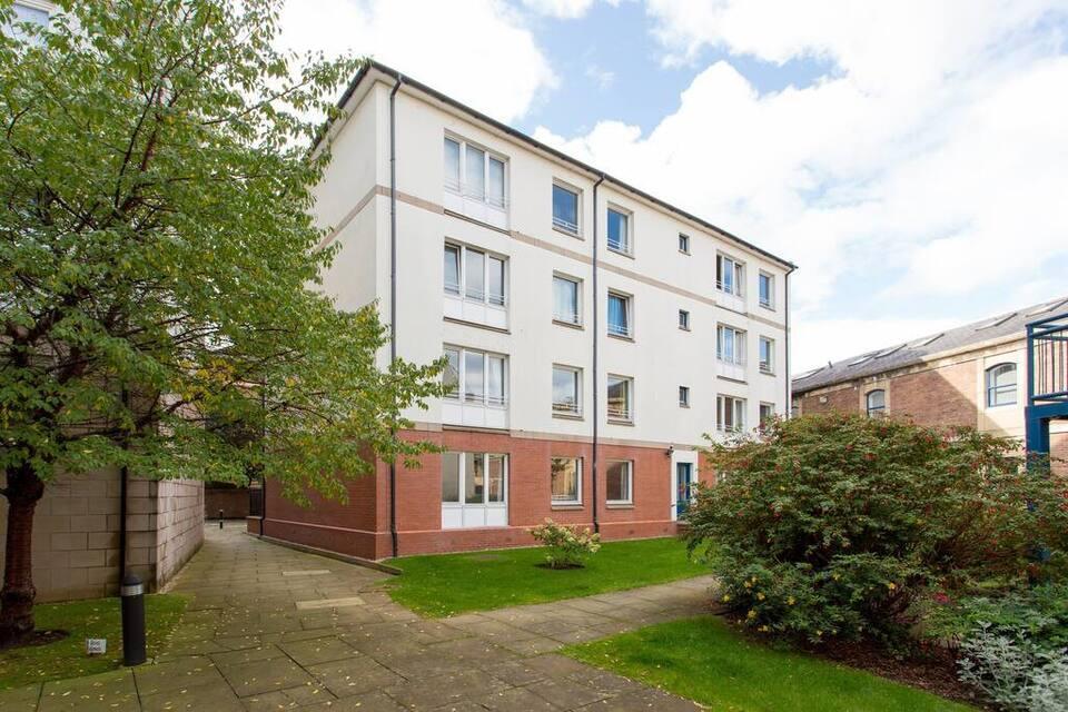 Main image of property: East Silvermills Lane, Edinburgh, EH3