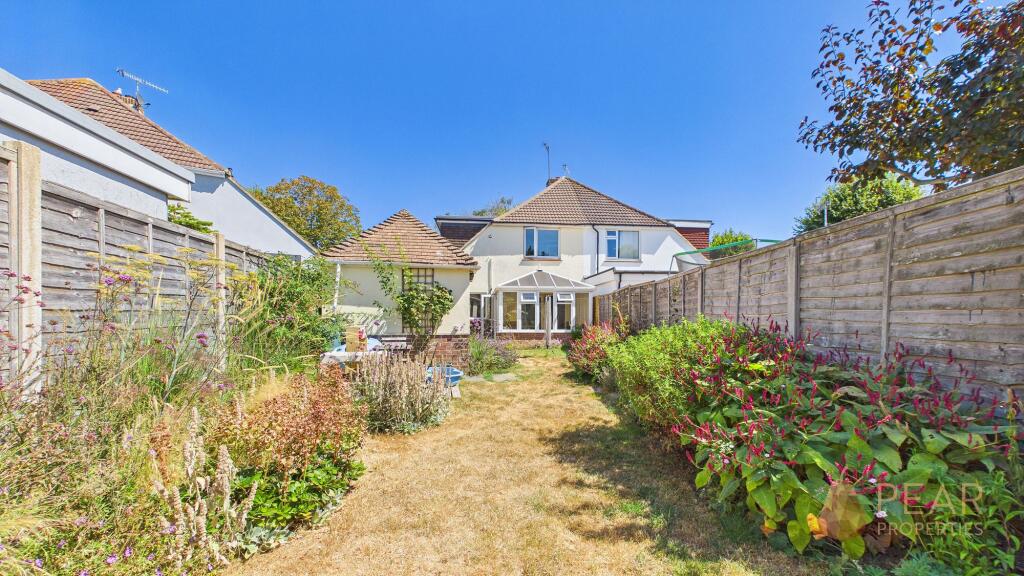 Abbots Way, Lancing, BN15 photo 4