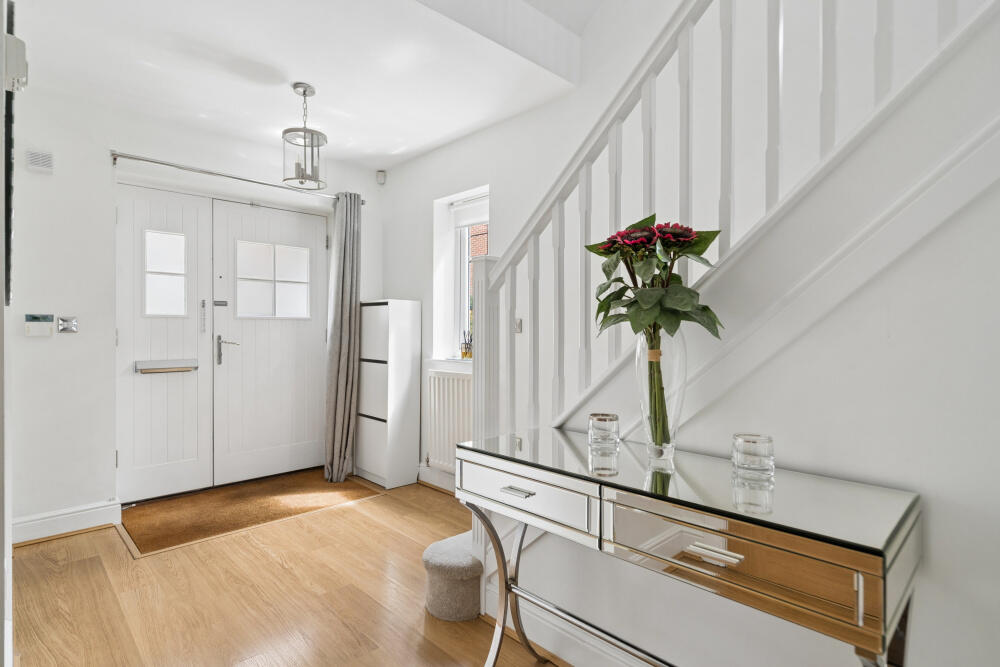 House in Slough - View 5