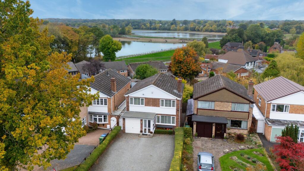 Main image of property: Shutt Lane, Earlswood, B94