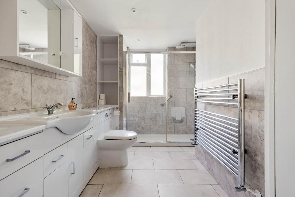 House in London - More