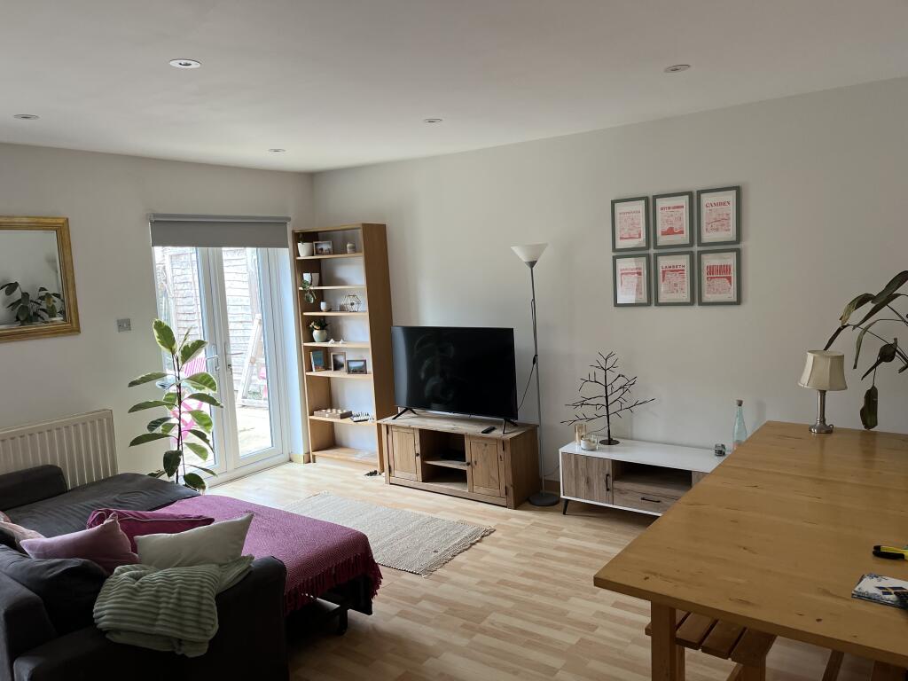 Main image of property: Garratt Lane, London