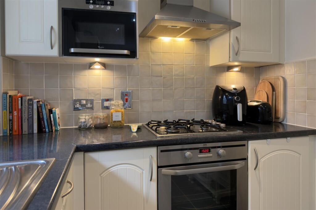 Apartment in Darlington - More