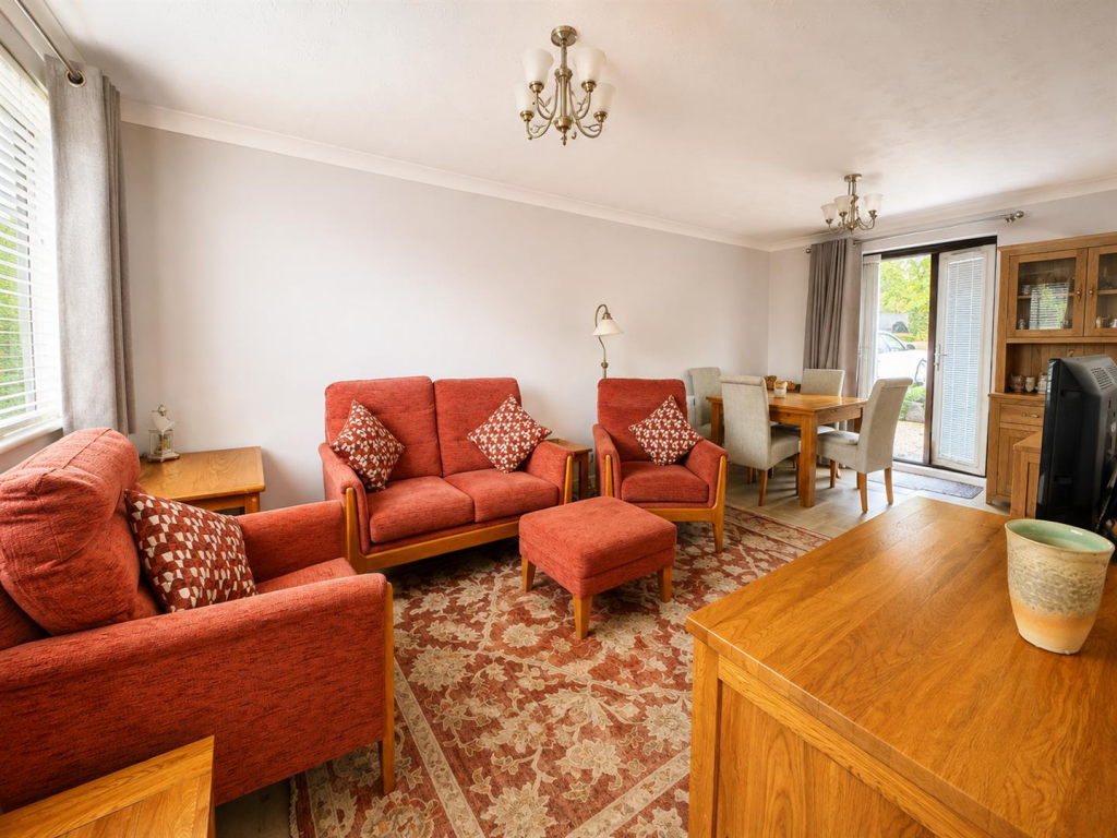 Apartment in Stevenage - View 5