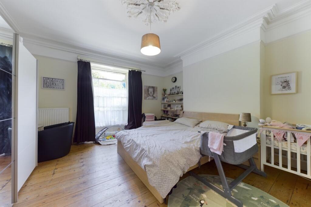 Apartment in Clevedon, Walton Park - View 4