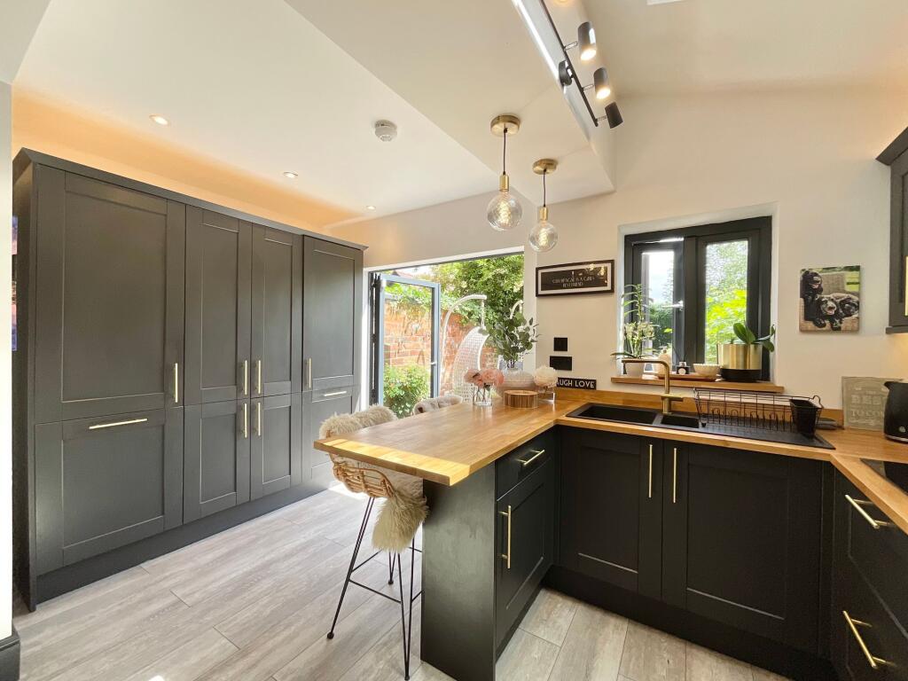 House in Nantwich, Millfields, Kingsbourne - View 4