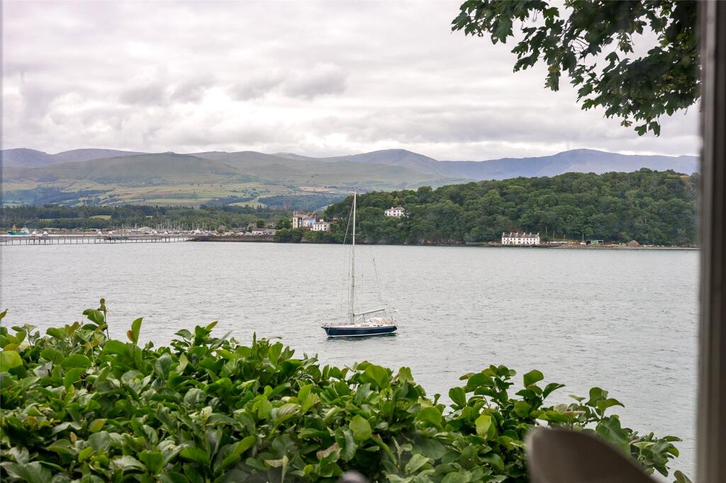 Glyngarth, Menai Bridge, Anglesey, LL59 photo 2