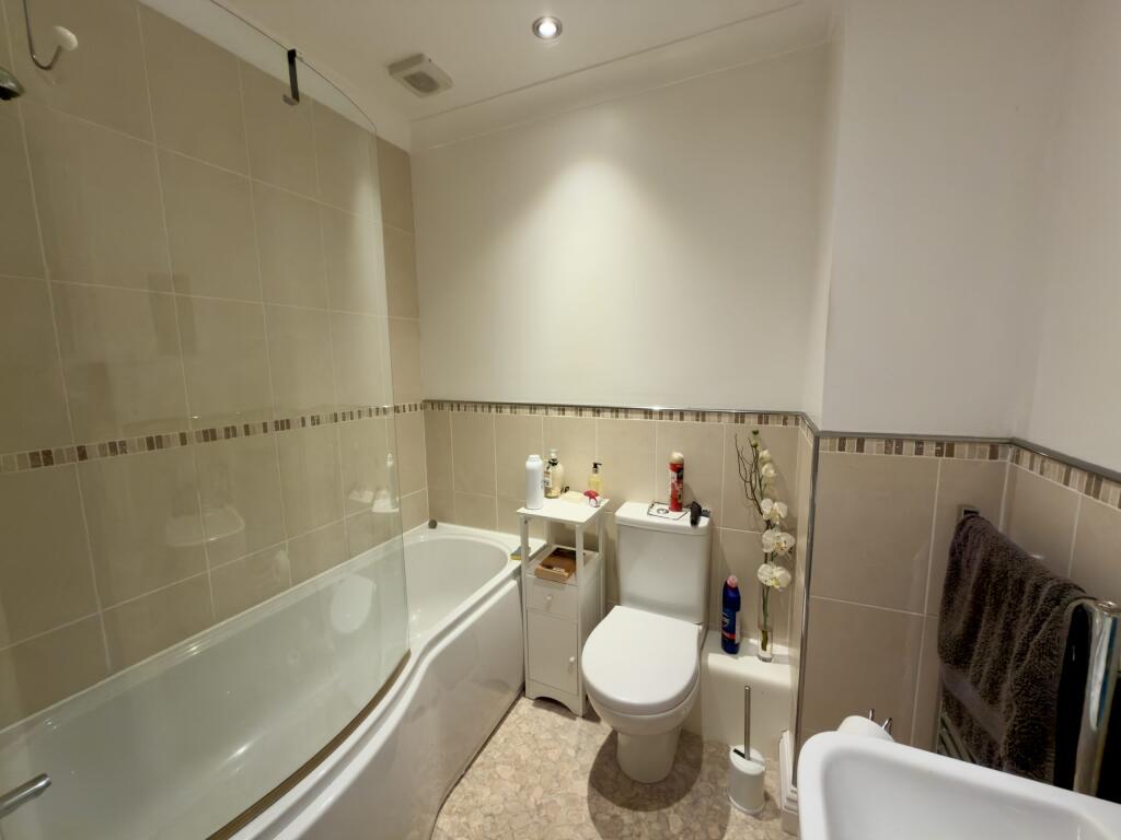 Apartment in Burnley, Padiham - View 5
