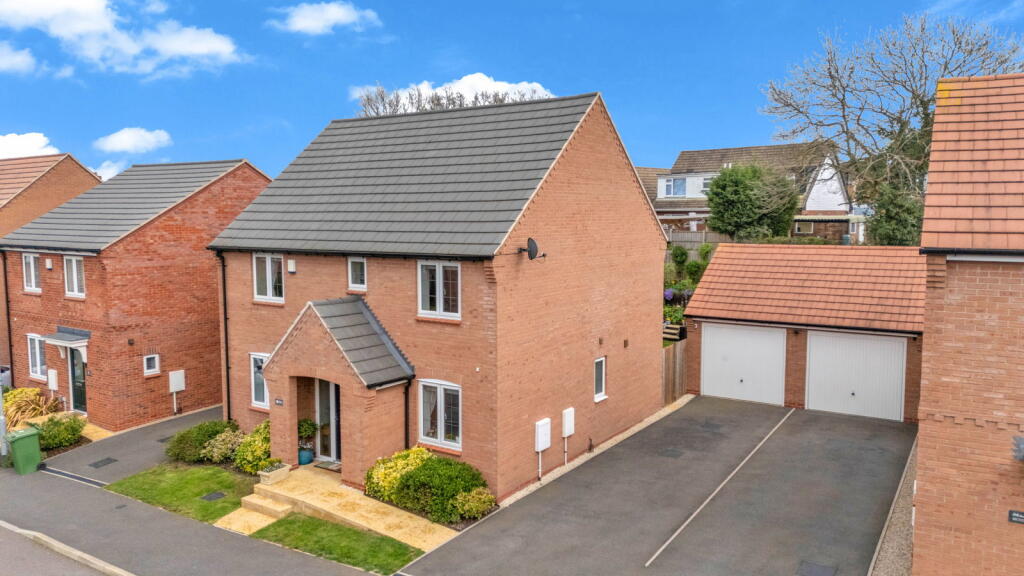 4-bed detached on Marigold Crescent,Shepshed,Leicestershire,LE12 9WP, £375,000