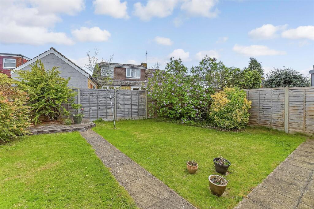 Sunnymead Drive, Waterlooville, Hampshire - View 3
